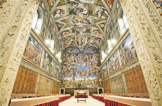 Sistine Chapel S Visitors To Pass Through Vacuum