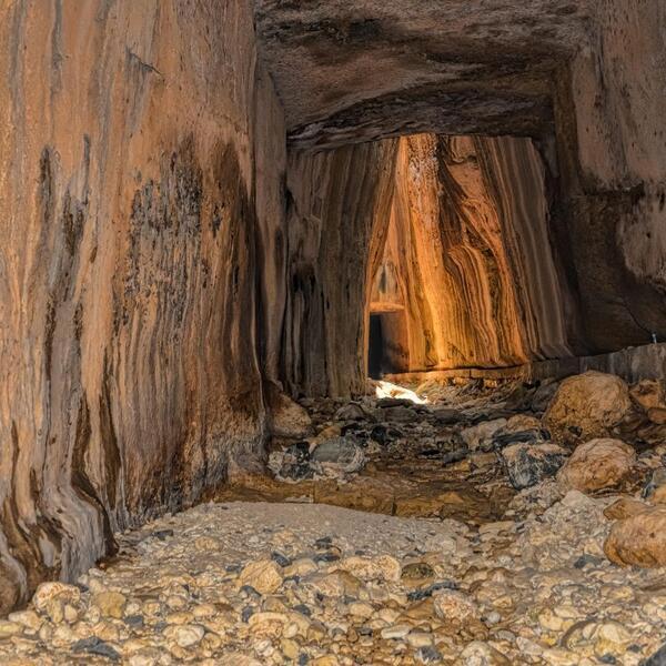 Image result for Vespasianus Titus Tunnel.