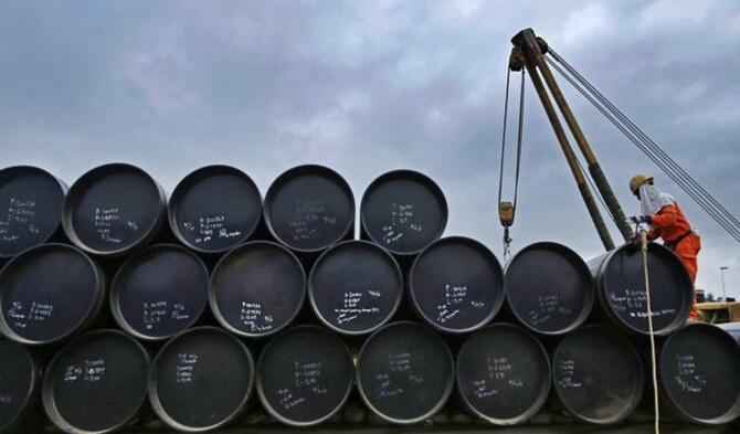 Brent petrolün varili 81 59 dolar