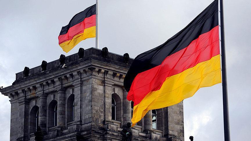 Almanya özel sektörü büyümesi hafif arttı