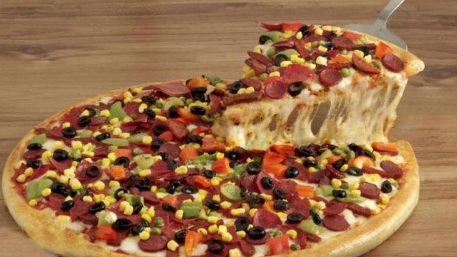 Karışık pizza tarifi Pizza Tarifleri