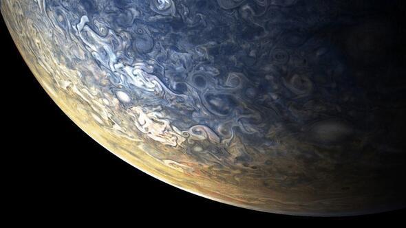 NASA, Jüpiterin yeni fotoğraflarını paylaştı