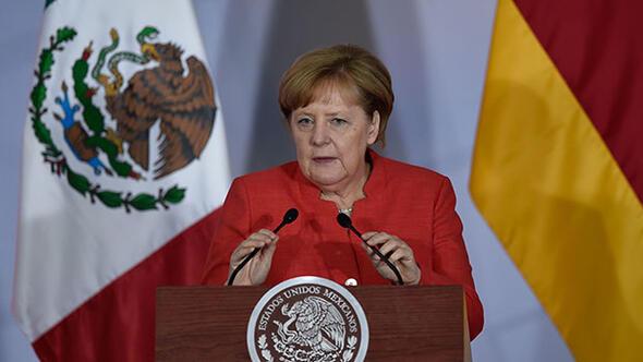 Merkel’den İran ve Türkiye’ye Katar çağrısı