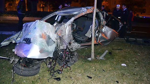İzmir’de trafik kazası: 2 polis şehit, 3 polis ağır yaralı