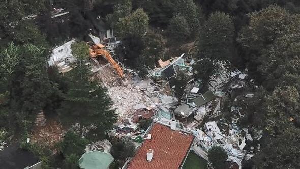 (Havadan fotoğraflarla) - Adnan Oktarın villasında kaçak yapıların büyük bölümü yıkıldı