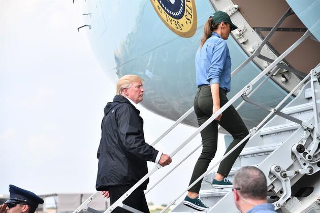Ayakkabıları eleştirilmişti... Melania Trump bu kez şaşırttı
