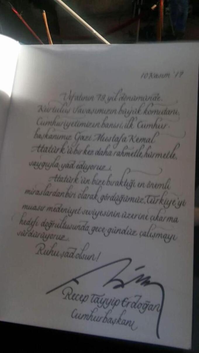 İşte Cumhurbaşkanı Erdoğanın, Anıtkabir özel defterine yazdığı mesaj