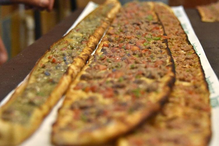 Etli ekmek, 800 yıldır Konya’da üretiliyor