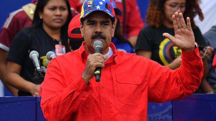 Maduro'dan seçim hamlesi... 