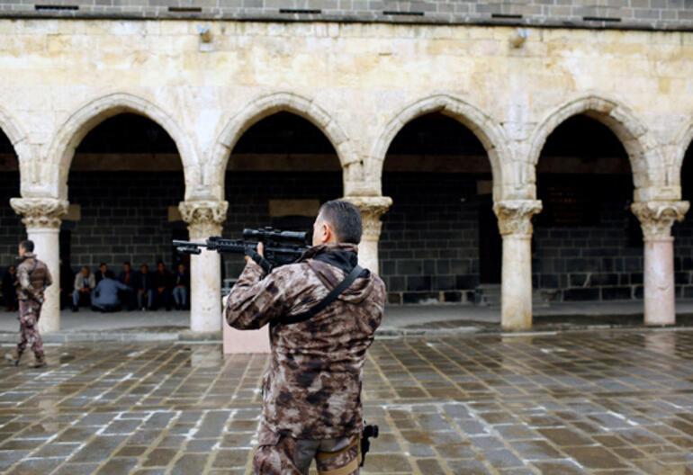 Cumhurbaşkanı bekleniyor... Diyarbakırda geniş güvenlik önlemleri