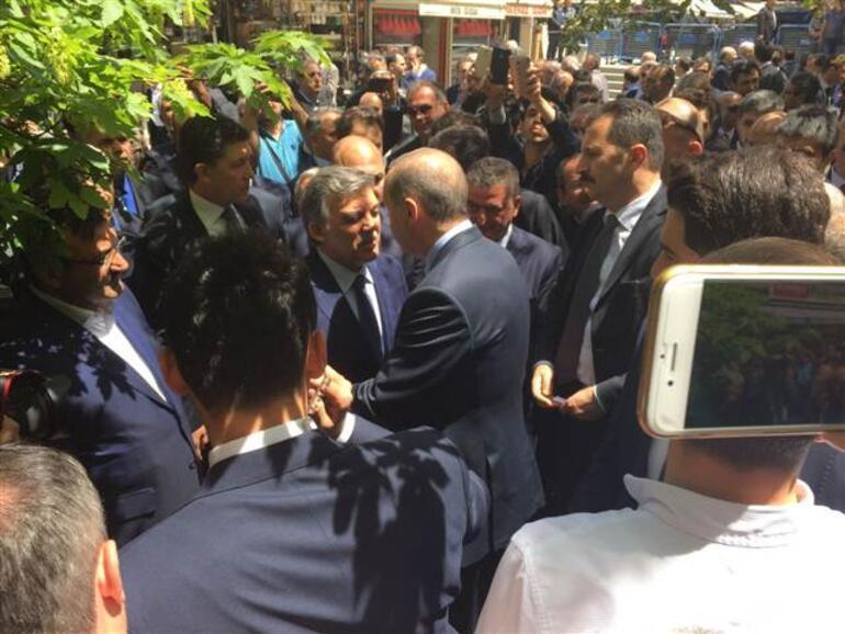 Cumhurbaşkanı Erdoğan, Abdullah Gülü yalnız bırakmadı
