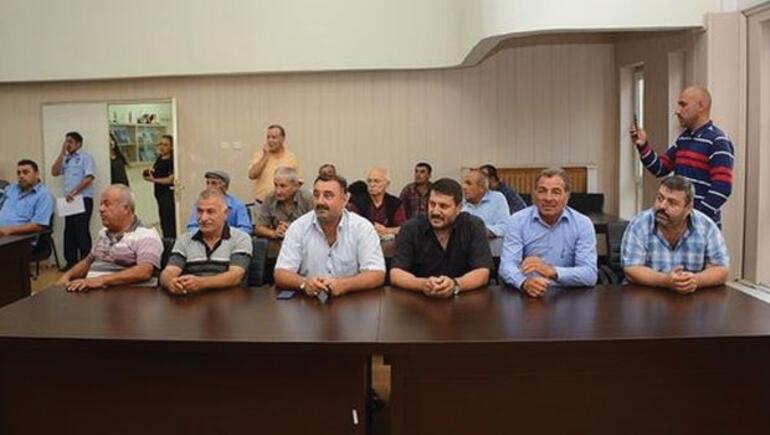 MHPli Belediye Başkanı ve beraberindeki 56 kişi partisinden istifa etti