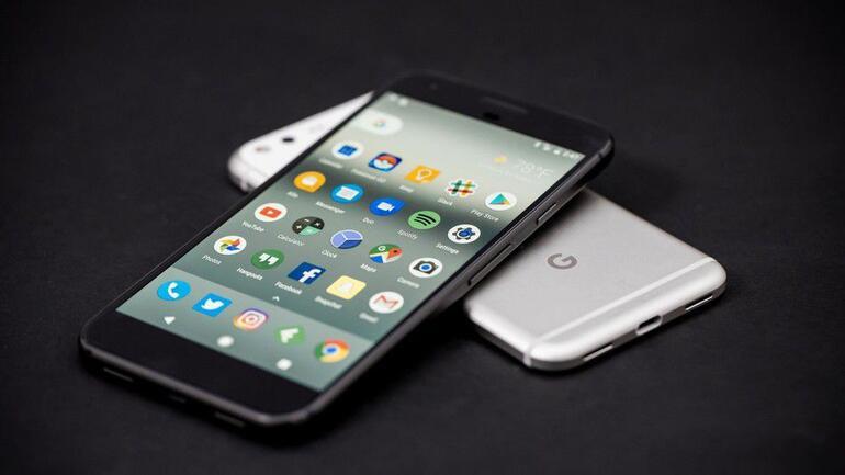 En iyisi hangisi: iPhone X mi yoksa Google Pixel 2 XL mi