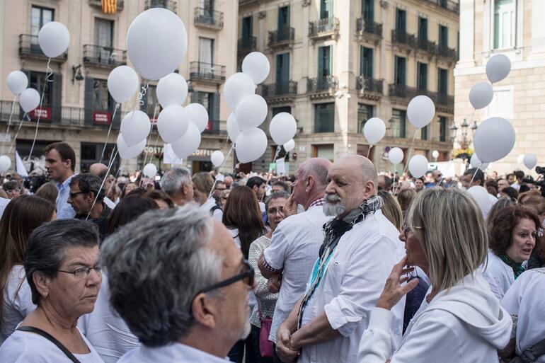 İspanya’da bu kez ‘diyalog’ gösterileri