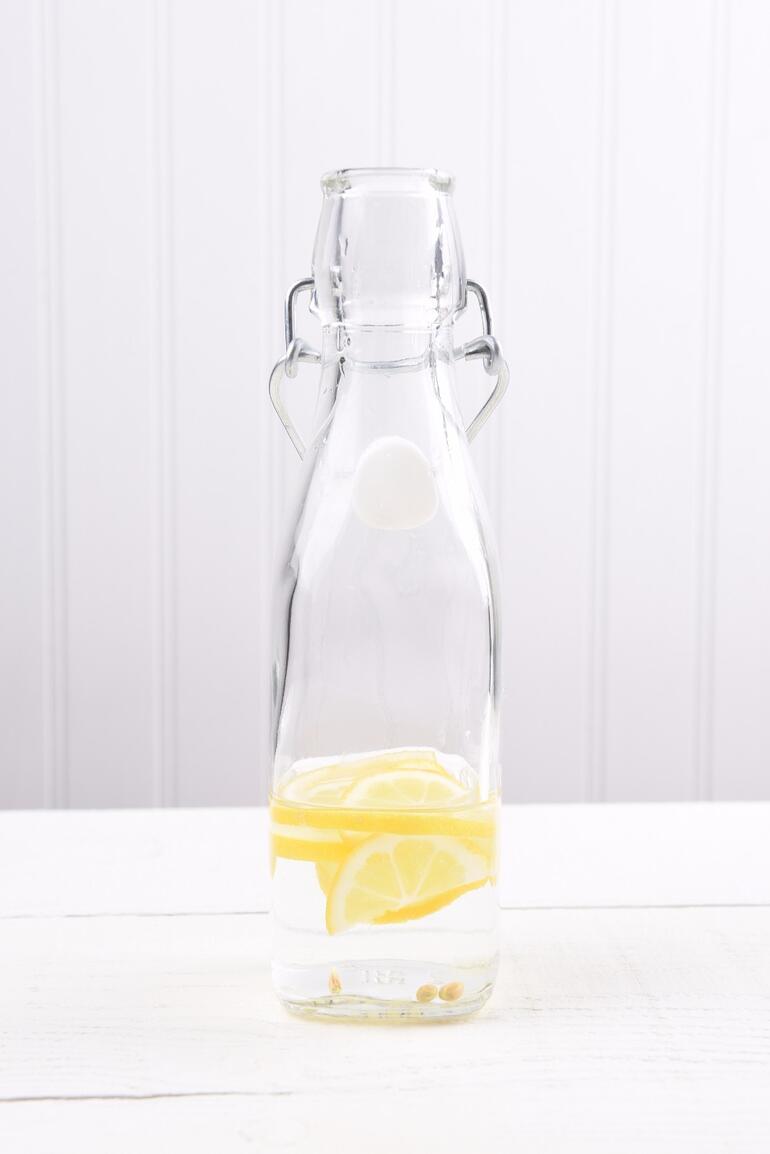 Limonun faydaları nelerdir Limonlu su zayıflatır mı