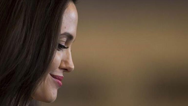 BM toplantısında Angelina Jolieden etkileyici sözler: Kadına cinsel şiddet uygulayan vahşidir
