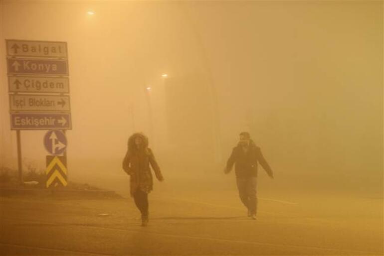 Ankarada sis zor anlar yaşattı