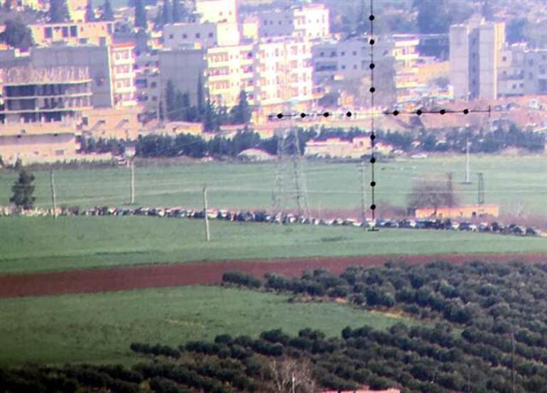 Afrin’deki siviller ayrılıyor Uzun kuyruklar oluştu