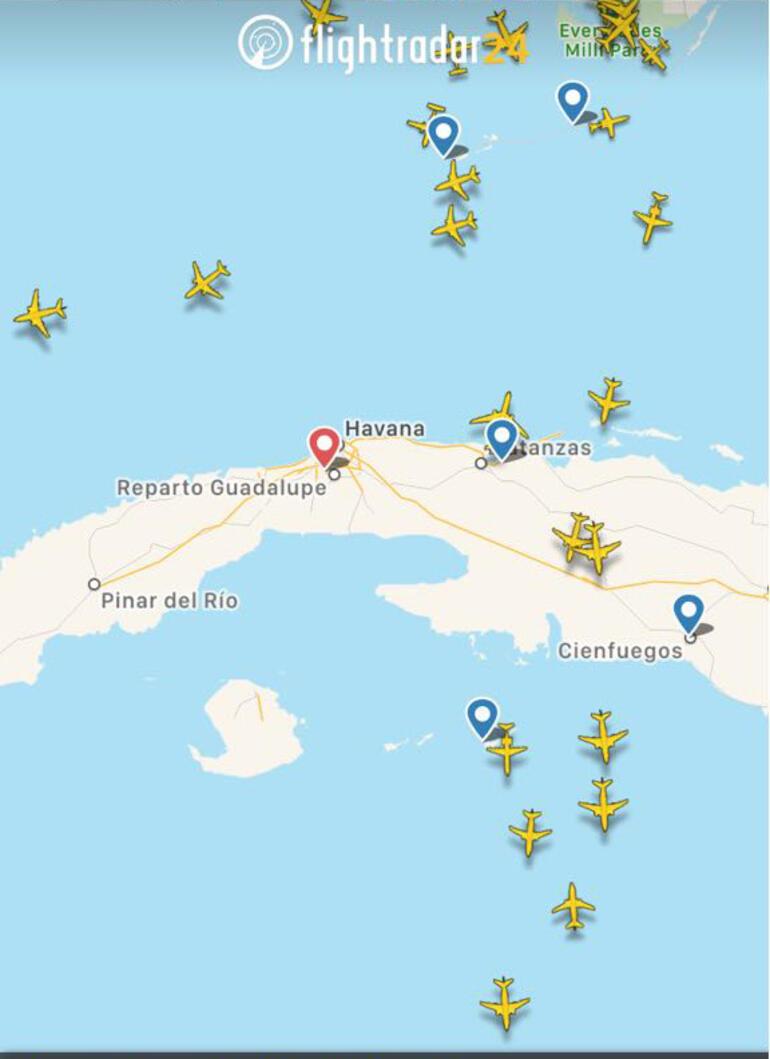 Son dakika: Kübada yolcu uçağı düştü