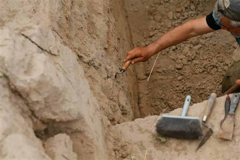 Santorininin külleri 3 bin 600 yıl sonra İzmirde bulundu