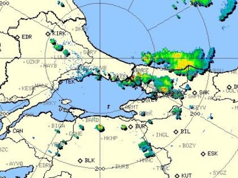 SON DAKİKA Uyarı gelmişti... İstanbulda şiddetli yağmur