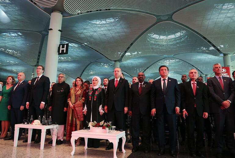 Son dakika... Cumhurbaşkanı Erdoğan, yeni havalimanının ismini açıkladı