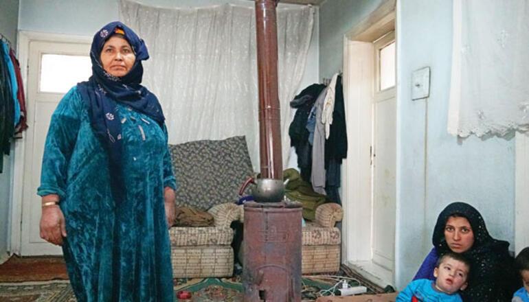 Yaşamıyoruz ama ölü de değiliz...Türkiyenin 4 farklı şehrinden Suriyeli 53 kadın anlatıyor
