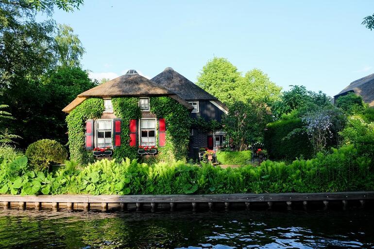 Hollanda’nın masal köyü: Giethoorn