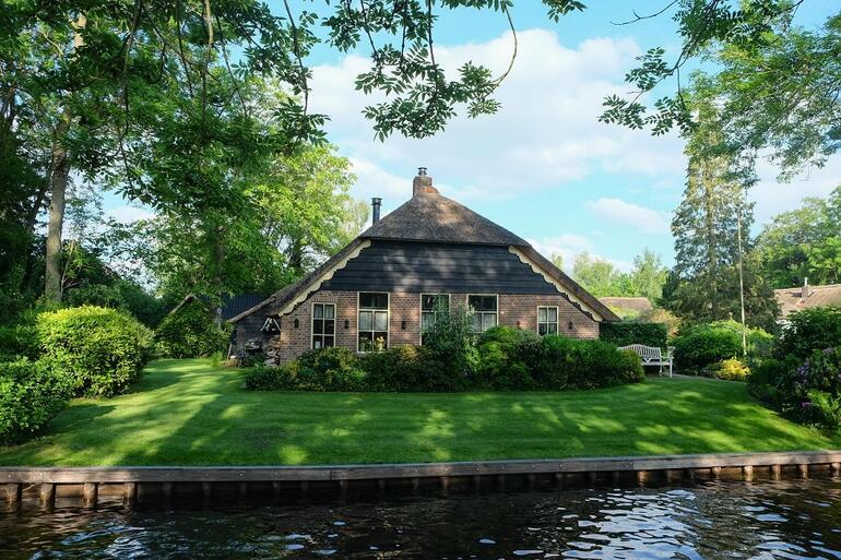 Hollanda’nın masal köyü: Giethoorn