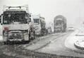 Bolu Dağı’nda kar yağışı ulaşımı olumsuz etkiliyor