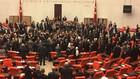 AK Partili Fatih Şahinin Meclisteki kavgada burnu kırıldı