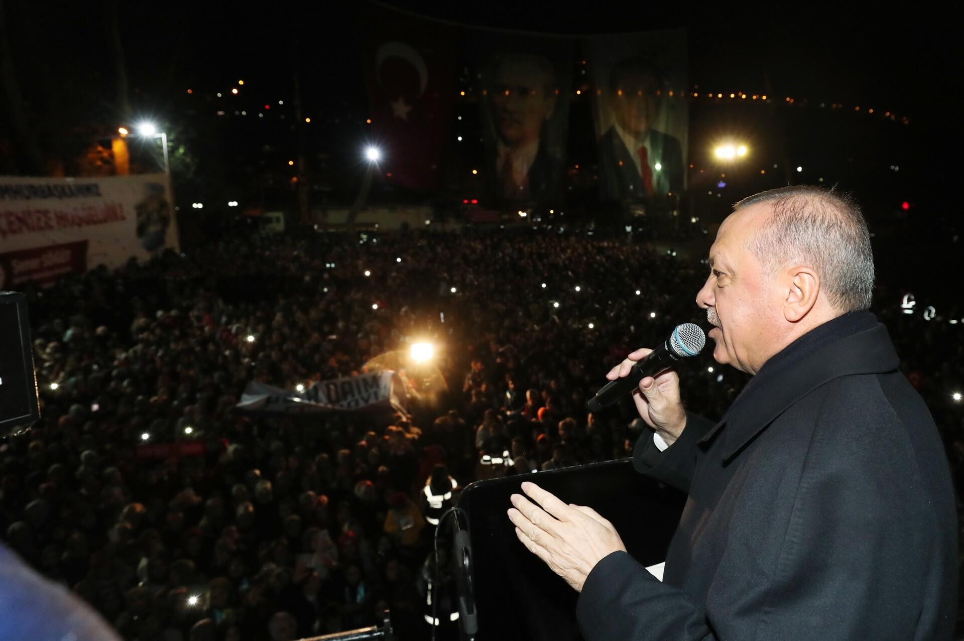 Son dakika haberi: Cumhurbaşkanı Erdoğan: Türkiye'nin otomobilini kötülemek için seferberlik ilan ettiler