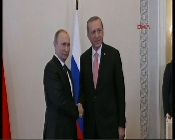 Cumhurbaşkanı Erdoğan, Putin ile Rusya'da bir araya geldi