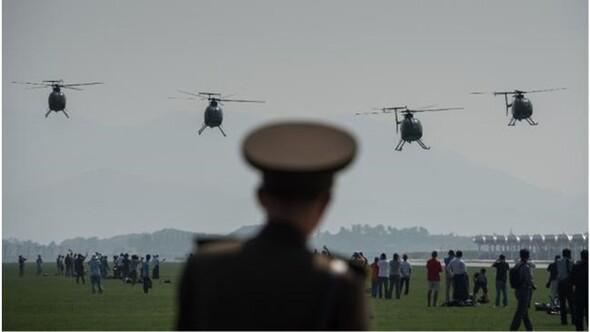 Kuzey Kore'deki havacılık festivalinde ABD helikopteri