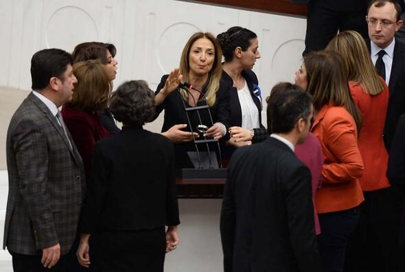 HDPli ve AK Partili kadın vekiller birbirine girdi