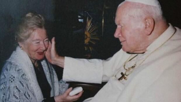 Papa 2. Jean Paul'ün bir kadına yazdığı 'duygulu' mektuplar ortaya çıktı