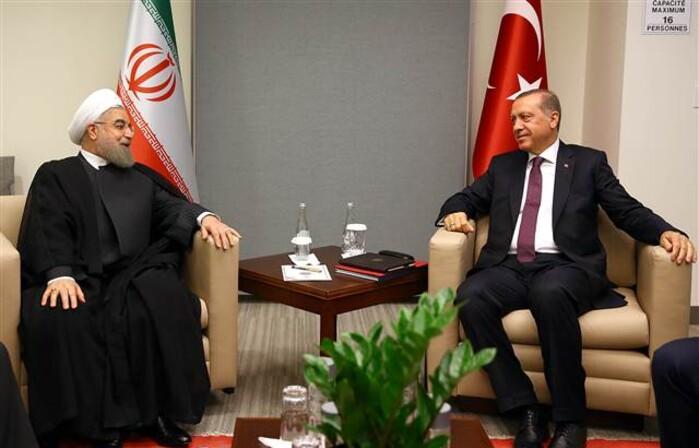 Cumhurbaşkanı Erdoğan, İran lideri Ruhani ile görüştü