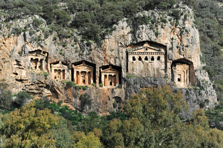 Bir ucu göl, bir ucu deniz: Dalyan