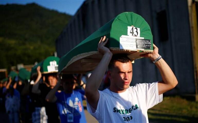 Srebrenitsa'da soykırımın yıldönümünde 127 kurban daha defnediliyor
