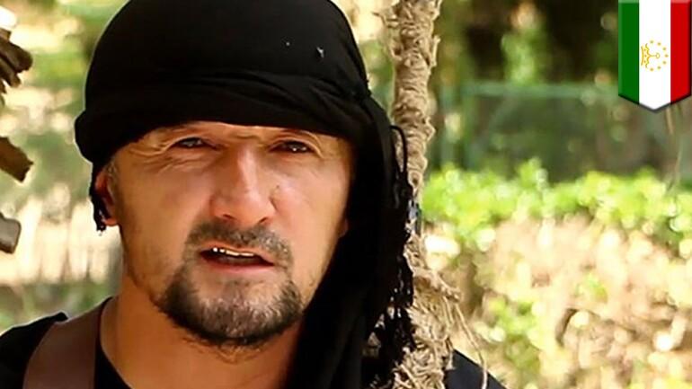 ABD'nin geçmişte eğittiği Tacik sniper, IŞİD'e komutan oldu!