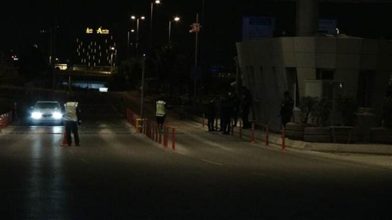 Son dakika: Atatürk Havalimanı girişinde şüpheli minibüs paniği