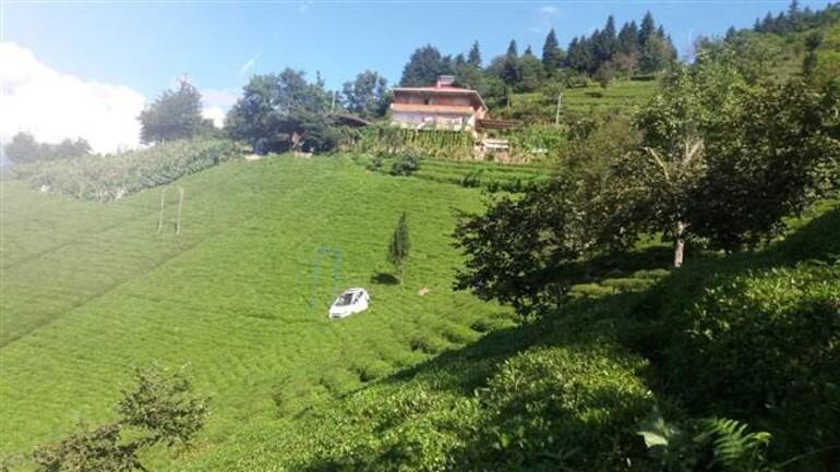 Trabzon'da otomobil çay bahçesine uçtu: Bir kişi öldü - Resim : 2