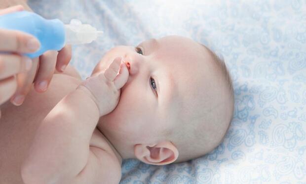 Bebeklerde burun tıkanıklığı nasıl kolayca geçer