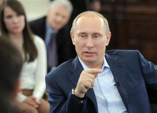 Путин с обручальным кольцом