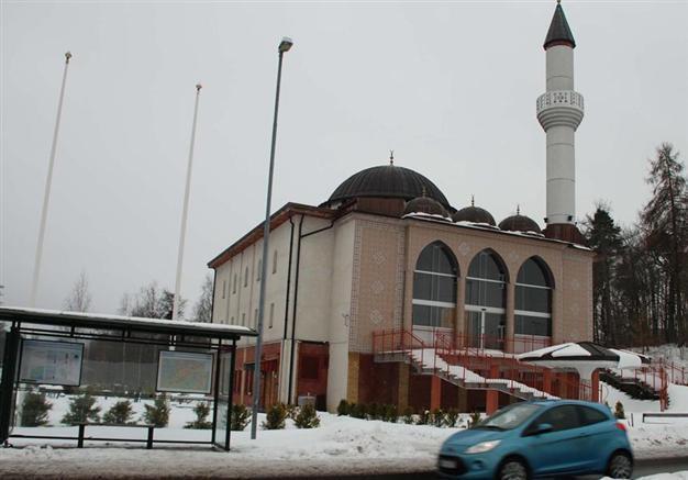 Sweden allows call to prayer from Stockholm minaret - World News