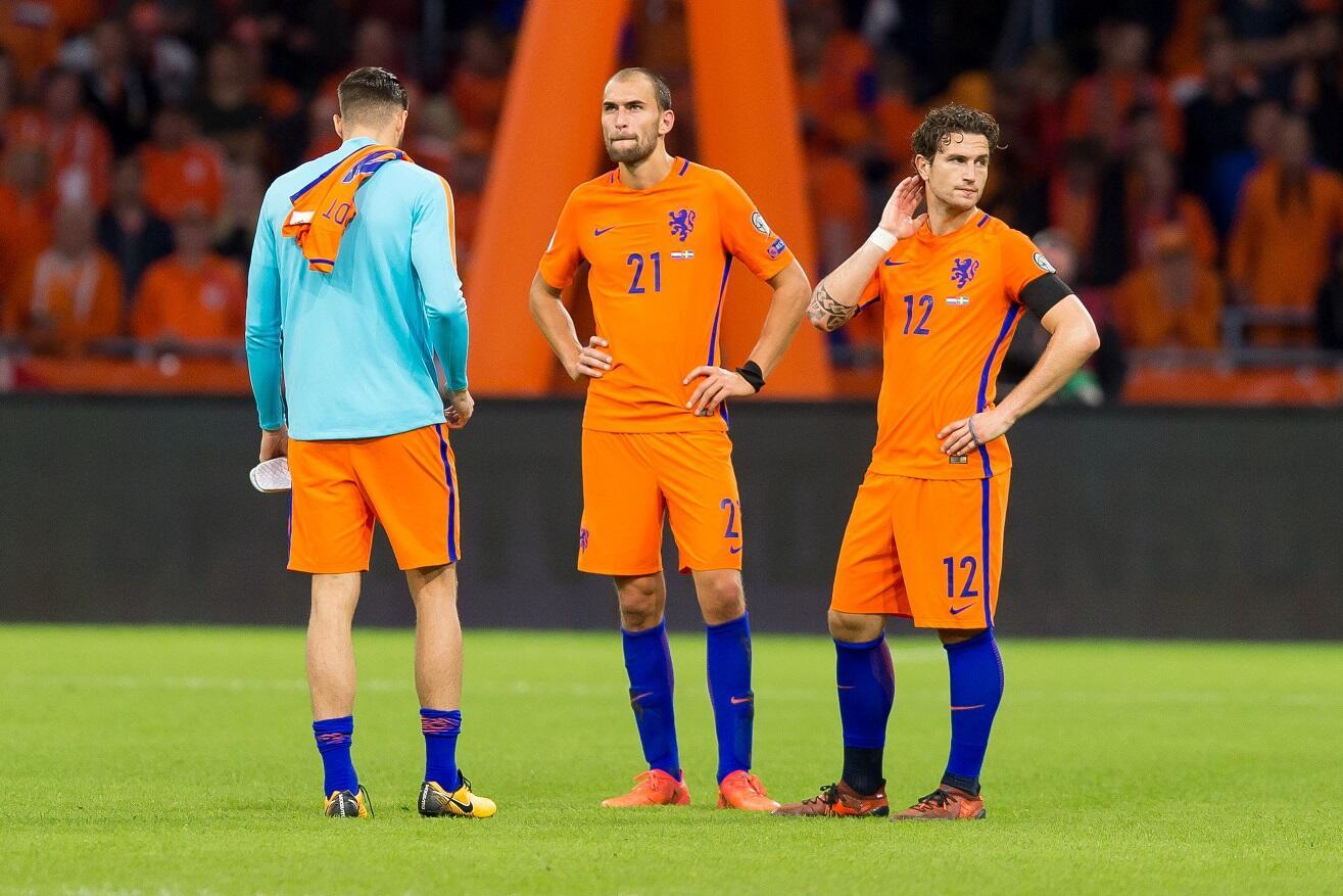 Голландцы размышляют о тотальном «флопболе» после провала чемпионата мира