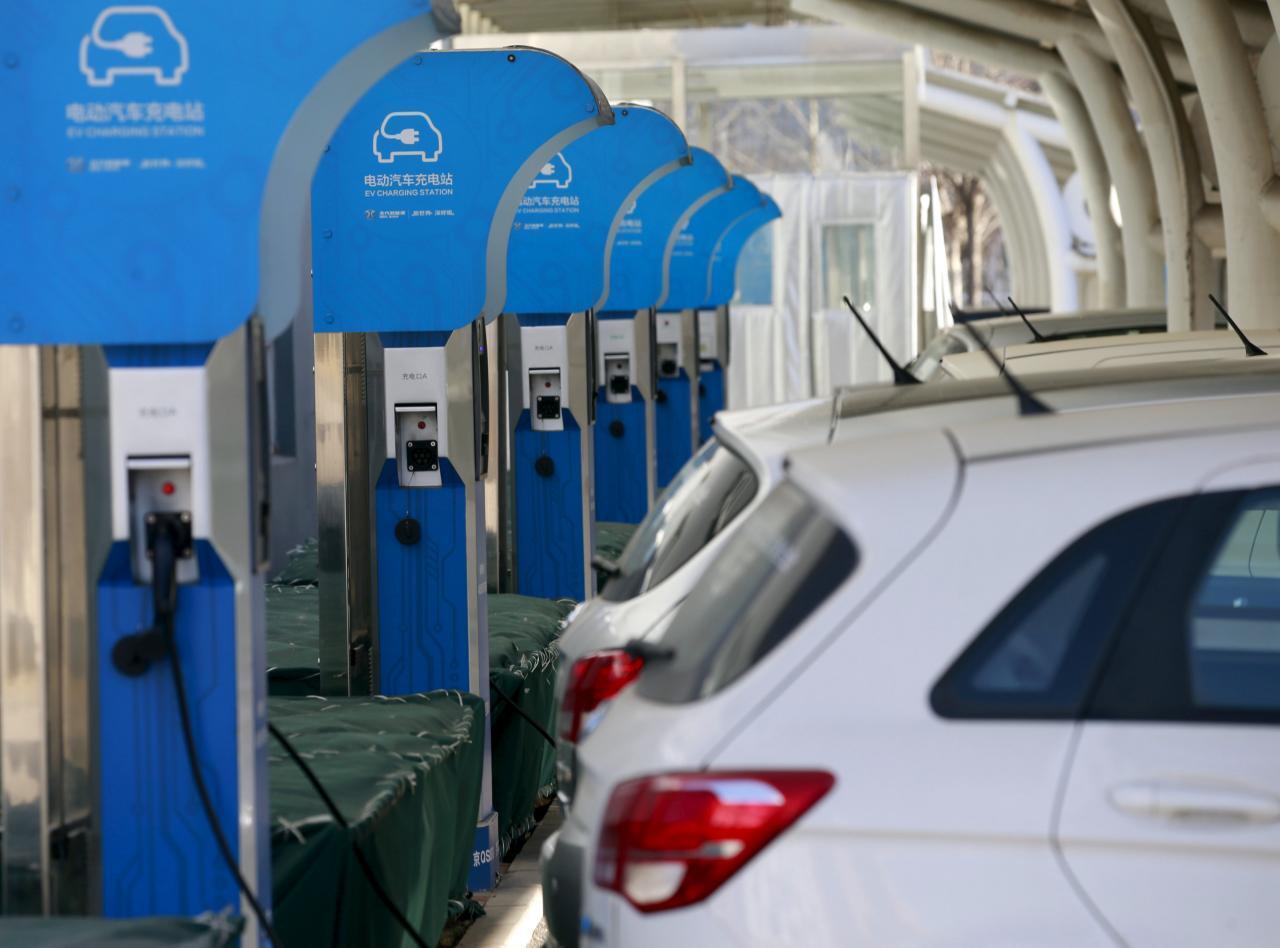 china-extends-tax-rebate-for-electric-cars-hybrids-latest-news