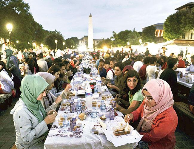 Muslims Begin Holy Month Of Ramadan Turkey News