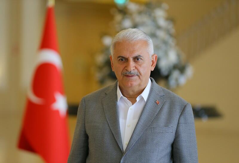 Ο Πρωθυπουργός της Τουρκίας χτυπά ξένους παρατηρητές των εκλογών