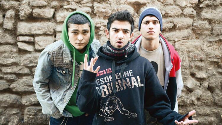 Turkish rap coming out of two Istanbul districts have different themes: Study